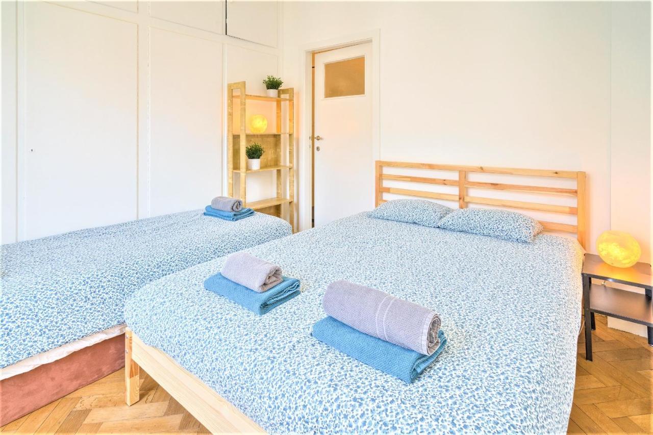 The Lily Lodge In The Heart Of Antwerpen Eksteriør billede